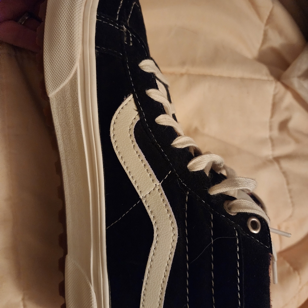 Vans - image 3
